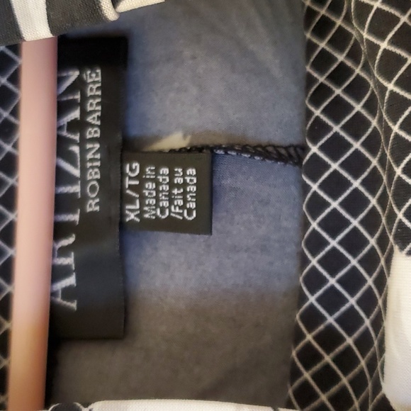 Bkack floral print pants - Picture 3 of 4